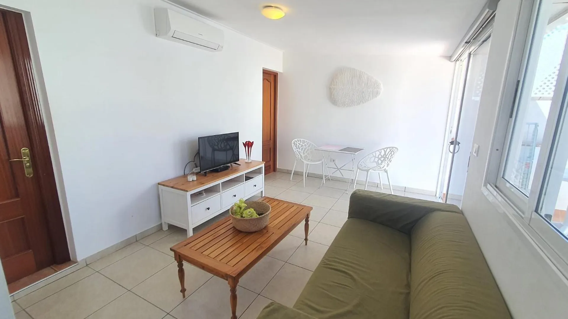 Bubu Beach 5 Atico Apartment Los Cristianos  0*, Los Cristianos (Tenerife) Spain